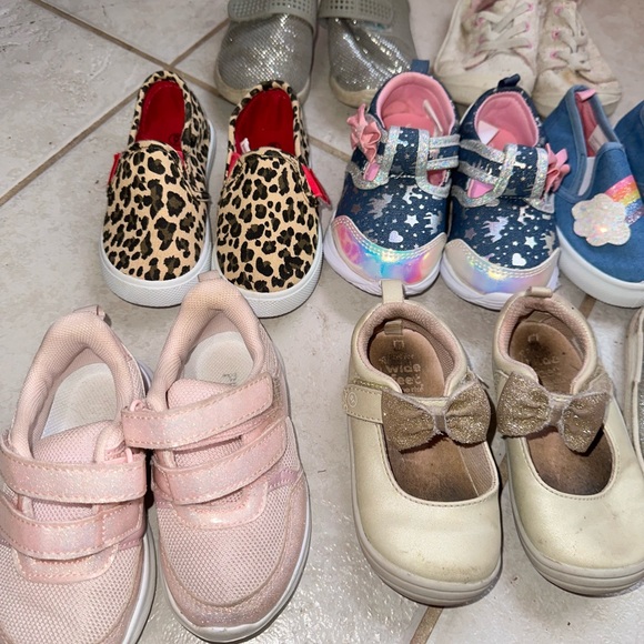 Toddler Girl Size 6 Shoe Bundle - Picture 2 of 4